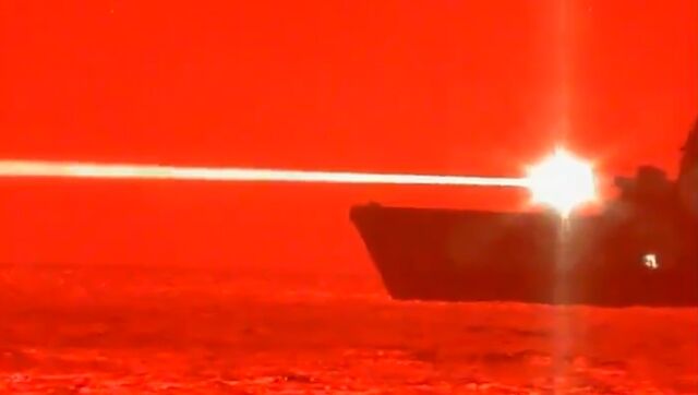 ▲▼美國海軍兩棲船塢運輸艦「波特蘭號」（USS Portland）在太平洋進行雷射武器系統測試。（圖／翻攝X@USPacificFleet）