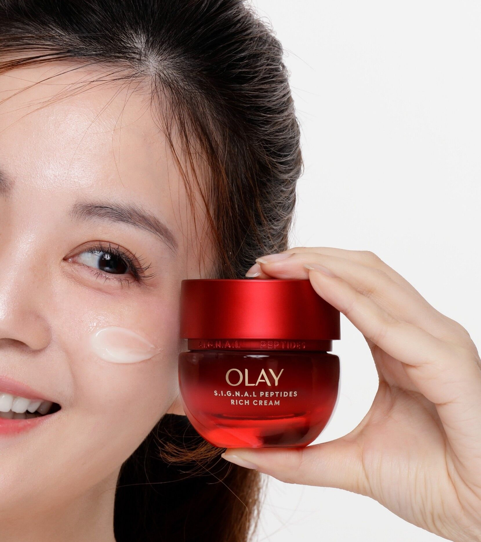 ▲▼OLAY,胜肽,抗老,超紅瓶,保養,專櫃。（圖／資料照）