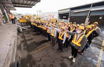 台電桃園區處「驚蟄宣誓大會」 強化電網安全看得見