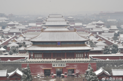 北京春雪降臨!「紫禁城」一夜變銀色畫卷 攝影迷清晨搶拍