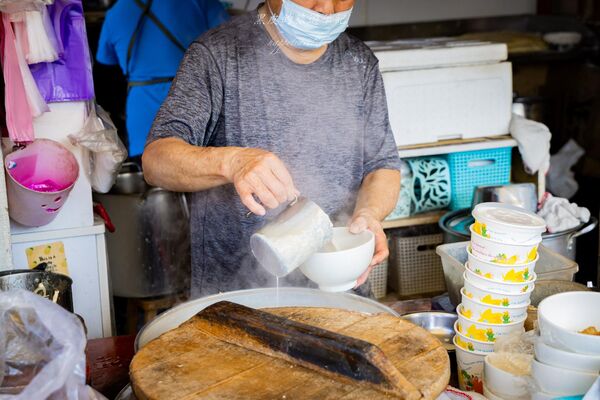 ▲▼阿忠燒餅。（圖／部落客黑皮的旅遊筆記授權提供）