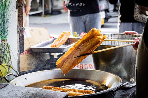 ▲▼阿忠燒餅。（圖／部落客黑皮的旅遊筆記授權提供）