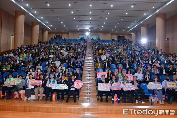 ▲台南市114學年度第2學期校長會議在慈濟高中舉行，市長黃偉哲宣布教育發展新方向。（圖／記者林東良翻攝）