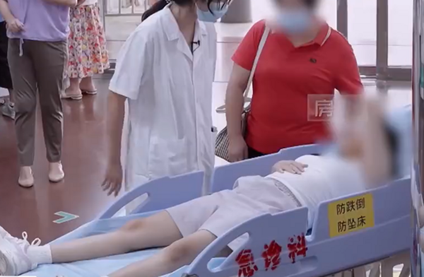 ▲▼陸情侶同房後女友黃體破裂險喪命。（圖／翻攝自微博）