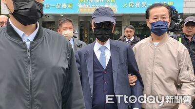 涉用新壽公款蓋健身房被起訴 吳東進出庭拒認罪:很冤枉