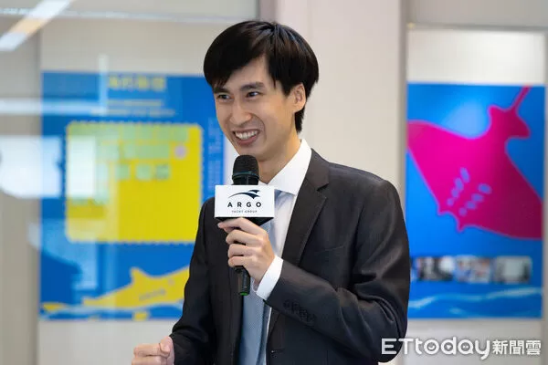 ▲台灣探險家陳懷璞3／25啟航　無動力帆船橫越南冰洋7000公里。（圖／記者郭世賢翻攝）