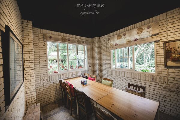 ▲▼新竹咖啡廳推薦！藏身在森林中的紅磚玻璃屋。（圖／部落客黑皮提供）