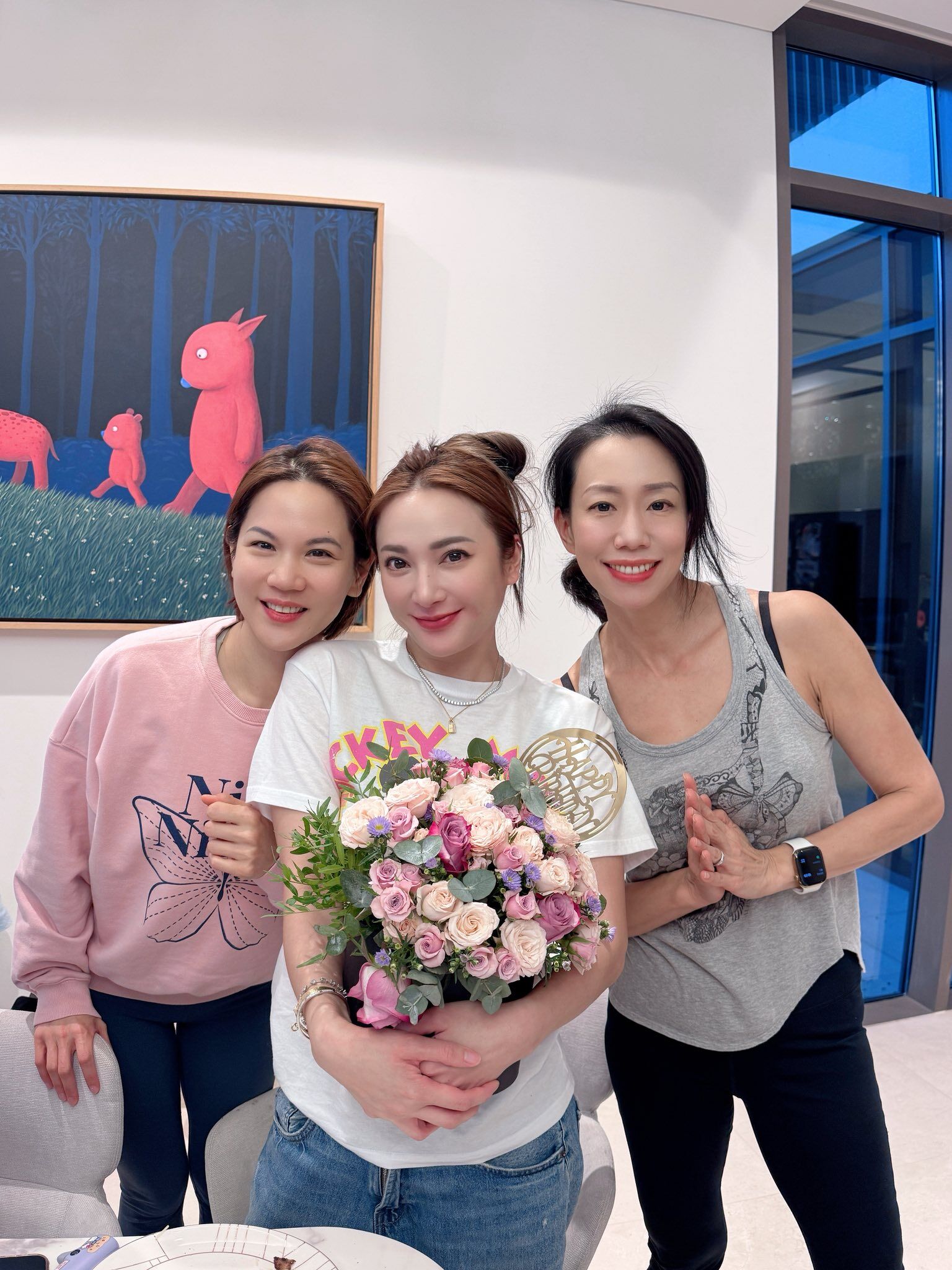 ▲▼杜拜凌晨警報響！吳辰君一家驚醒：孩子不該成為犧牲品。（圖／翻攝自Facebook／吳辰君）