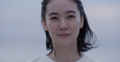 41歲日本國民女神「蒼井優」最新復出拍攝廣告　近照零修圖驚艷全網