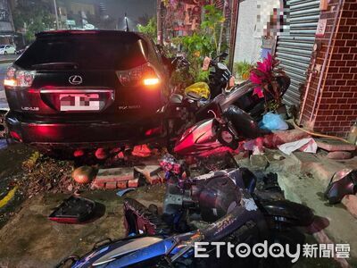 午夜追撞11車棄百萬名車逃跑　車主躲11hrs到案喊：太緊張了