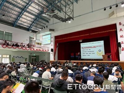 台東永樂警入校宣導　強化學童法治觀念與安全意識