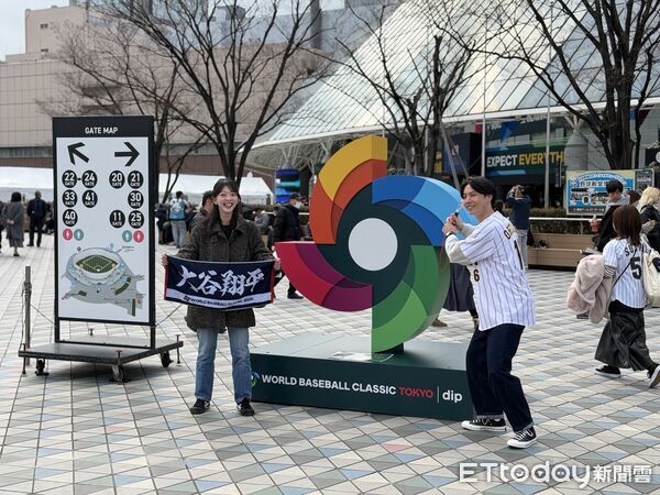 ▲經典賽周邊。（圖／記者王真魚攝）