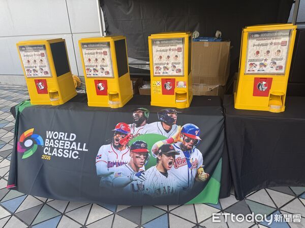 ▲經典賽周邊商品。（圖／記者楊舒帆攝）