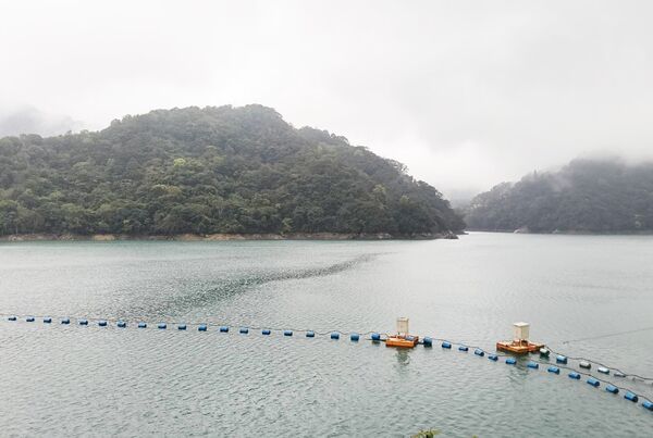 ▲北水分署指出，原訂北桃園三合一工程將延期辦理，圖為石門水庫上游。（圖／北水分署提供）