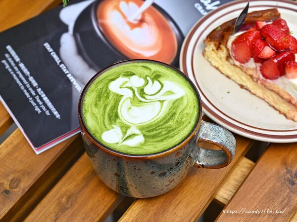 ▲▼台中美術園道新開幕咖啡館「Cuppa ViVi」，必點千層蛋糕、巴斯克蛋糕。（圖／部落客糖糖提供）