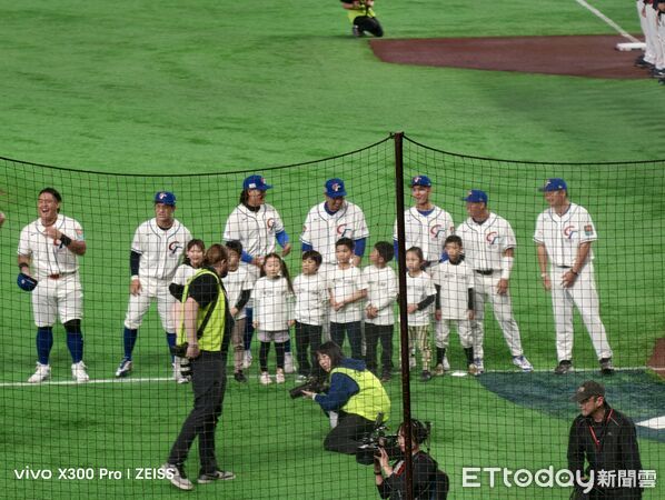 台網友神預言「13：0」！賽後50萬人看傻朝聖：留友看未來人