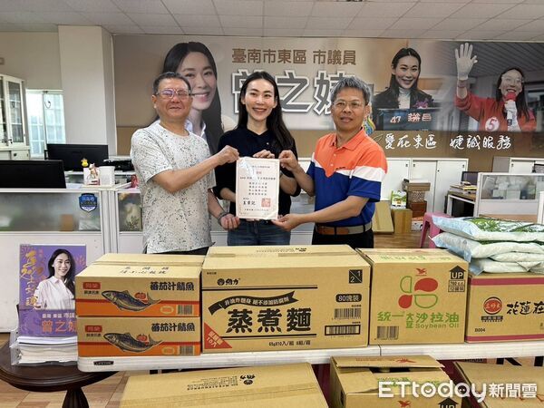 ▲府城聖巡堂台南金虎爺會春節祝壽活動，各地宮廟與企業到場祝賀並敬獻供品。（記者林東良翻攝，下同）