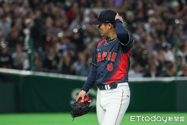 ▲山本由伸留下滿壘退場。（圖／記者林敬旻攝）
