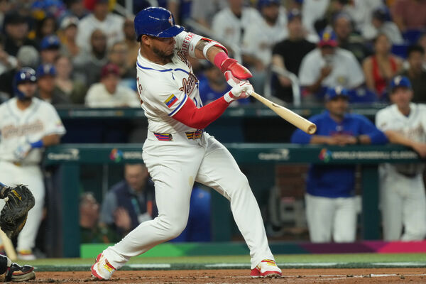 ▲阿拉耶茲（Luis Arraez）與康崔拉斯（Willson Contreras）。（圖／達志影像／美聯社）