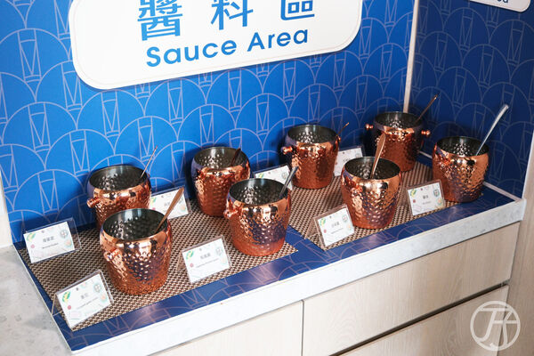 ▲▼Smile One 精緻涮涮鍋。（圖／部落客JJ.Hsu授權提供）