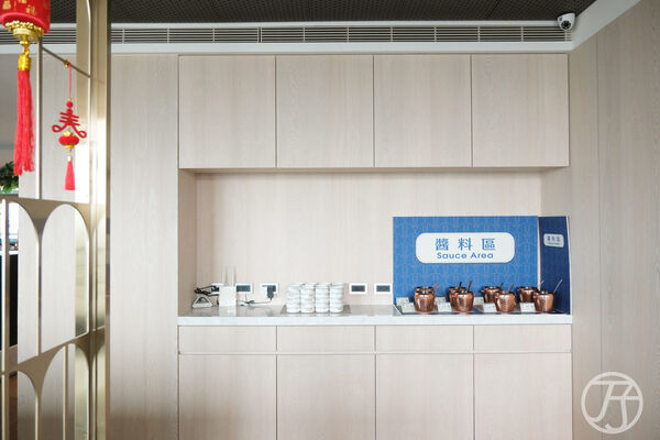 ▲▼Smile One 精緻涮涮鍋。（圖／部落客JJ.Hsu授權提供）