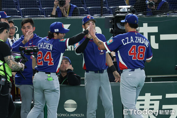 ▲中華隊投手莊陳仲敖退場。（圖／記者林敬旻攝）