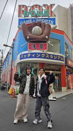 ▲阿翔與家人跟郭忠祐到日本為中華隊加油。（圖／阿翔提供）