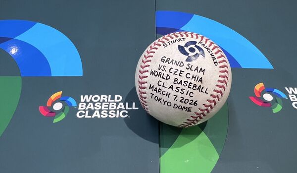 ▲「費仔」費爾柴德國家隊首轟的全壘打球已經成功換回。（圖／中華隊提供）