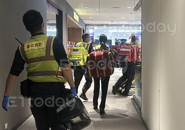 ▲▼新光三越插曲。（圖／記者許權毅攝）