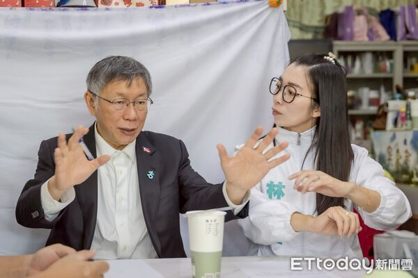 ▲柯文哲7日南下台南永康，公開力挺民眾黨市議員參選人林乃立，與民眾互動氣氛熱烈。（記者林東良翻攝，下同）