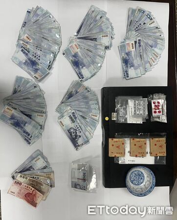 ▲▼             澎湖一間製冰廠藏有賭場，警方現場逮獲13名賭客。（圖／記者陳洋翻攝，下同）