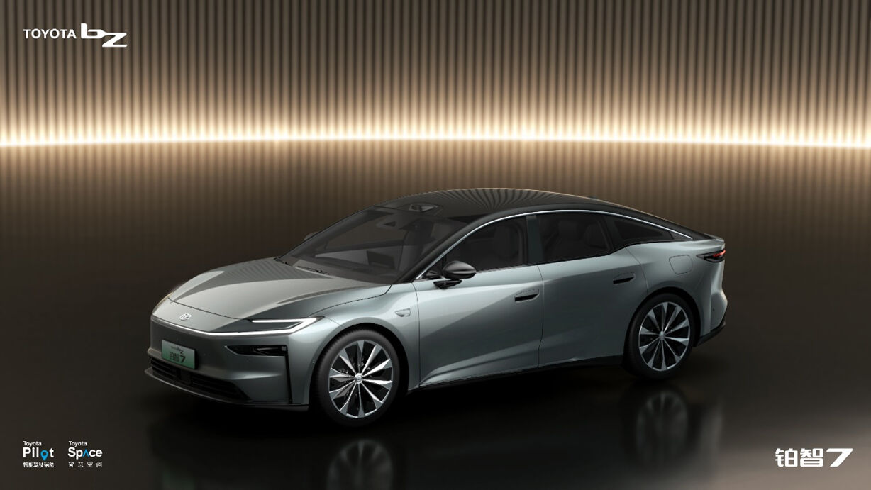 ▲TOYOTA bZ7大陸啟動預售接單！折合新台幣70萬有找。（圖／翻攝自TOYOTA）