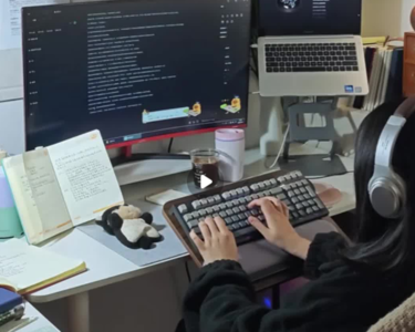 2天寫完一本！中國多名網友用AI生成500萬字小說「月入超45K」