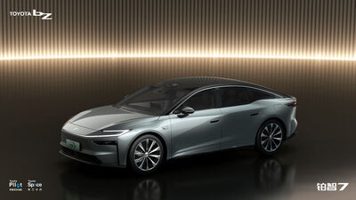 「TOYOTA全新轎跑接單」新台幣69萬！空間比Camry更大更便宜