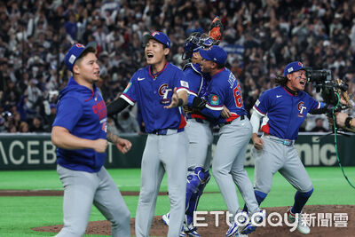 中華隊復仇成功！狂朝聖徐展元「1句話」　球迷淚：謝謝英雄