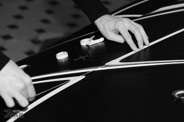 白金雙色詮釋優雅美學　Bugatti W16 Mistral「La Perle Rare」問世