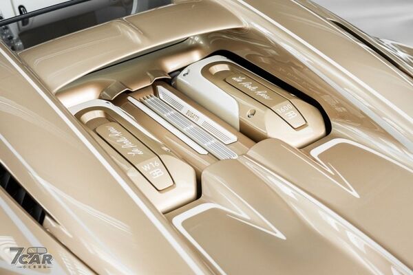 白金雙色詮釋優雅美學　Bugatti W16 Mistral「La Perle Rare」問世