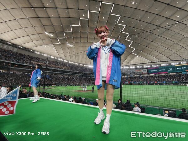 ▲經典賽啦啦隊、球迷應援。（圖／記者楊舒帆攝）