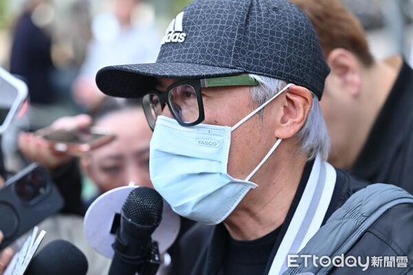 ▲▼袁惟仁靈堂，張宇到靈堂致意。（圖／記者李毓康攝）