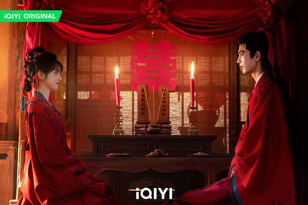 ▲《逐玉》由田曦薇、張凌赫主演。（圖／iQIYI愛奇藝國際版提供）