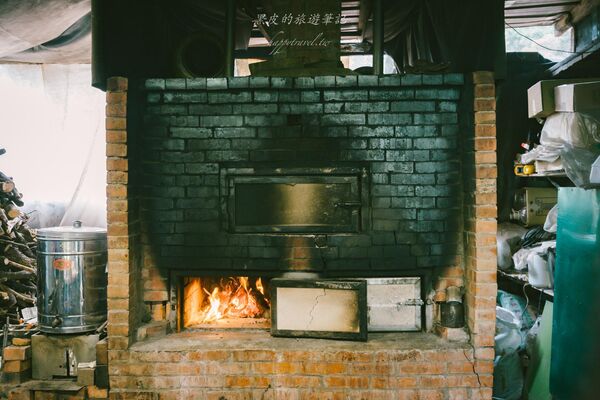 ▲▼龍潭最隱密樹屋窯烤麵包「郭爸龍潭樹屋」，一周只營業三天。（圖／部落客黑皮提供）