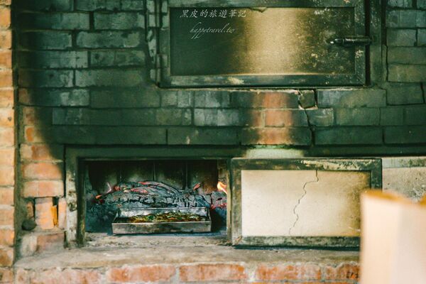 ▲▼龍潭最隱密樹屋窯烤麵包「郭爸龍潭樹屋」，一周只營業三天。（圖／部落客黑皮提供）