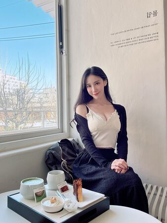 ▲▼瑤瑤,黃喬歆。（圖／翻攝自Instagram／qiaoxinhuang）