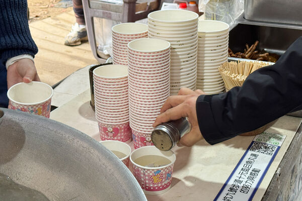 ▲▼台中北屯「大坑九號步道魚丸伯」，魚丸湯一碗10元，免費加湯超佛心。（圖／部落客飛天璇提供）