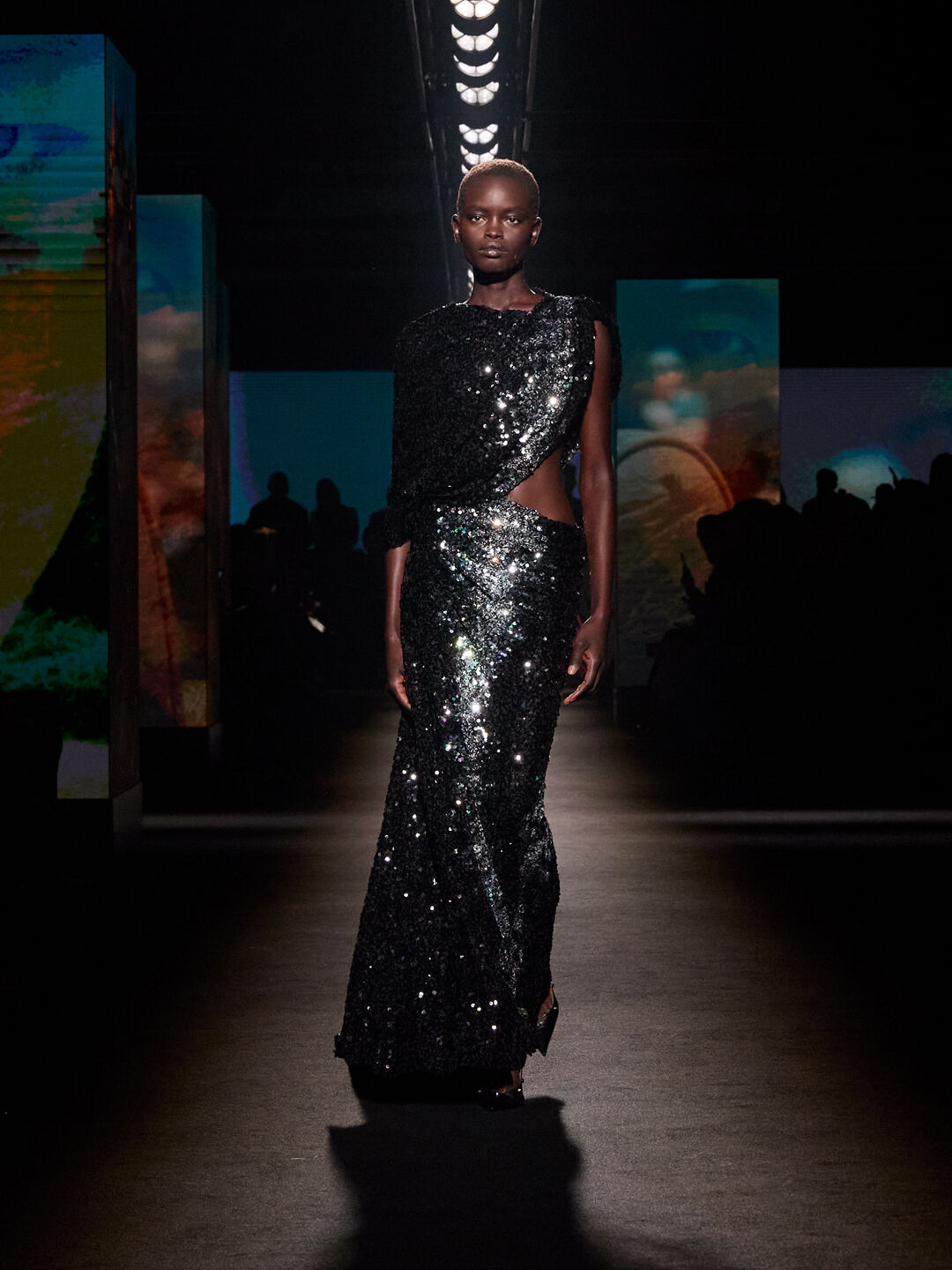 ▲balenciaga   。（圖／品牌提供）