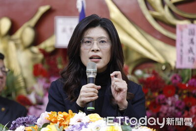 謝典霖反對謝衣鳯選縣長　鄭麗文稱難斷家務事：長輩都有表態了