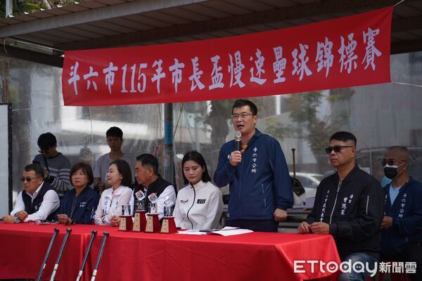 ▲「斗六市長盃慢速壘球錦標賽」於長安壘球場熱鬧開打。（圖／記者游瓊華翻攝）