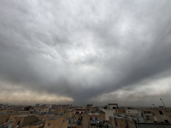 ▲美以空襲石油設施，油庫爆炸引發大火。（圖／達志影像／美聯社）