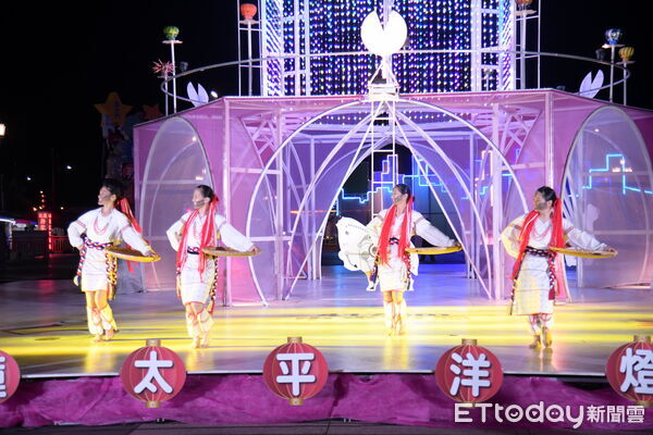 ▲▼2026花蓮太平洋燈會8日晚間於日出大道主展區溫馨感動閉幕。（圖／花蓮縣政府提供，下同）