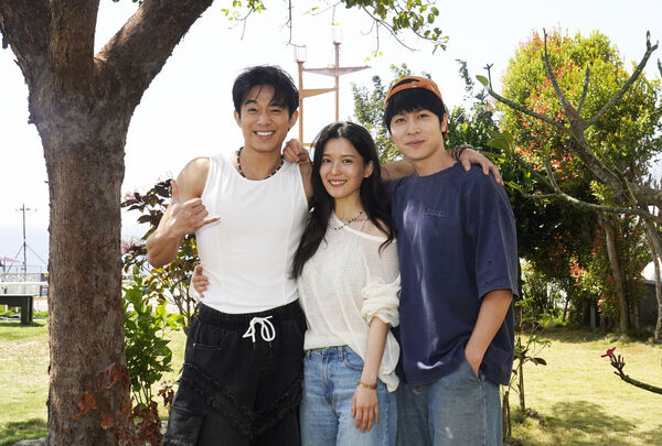 ▲影集《沙瑪基的惡靈》開鏡，集結羅宏正、宋偉恩、凌悅熹、睦媄、初孟軒、林孫煜豪、孔令元等。（圖／答人文創提供）